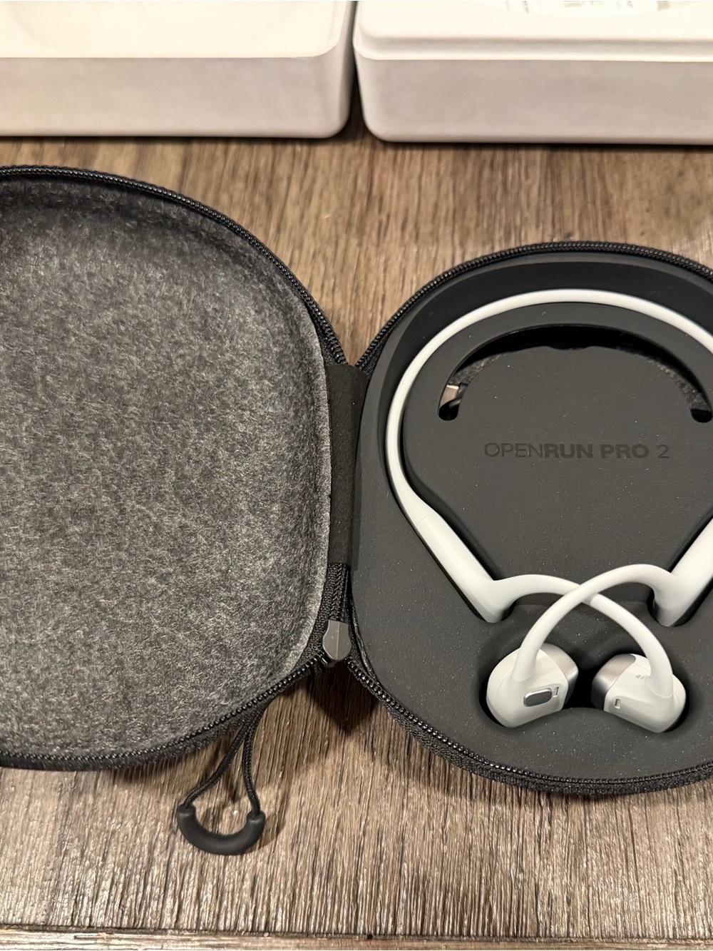 Shokz OpenRun Pro 2 Silver Bone Conduction Headphones – Excellent Condition